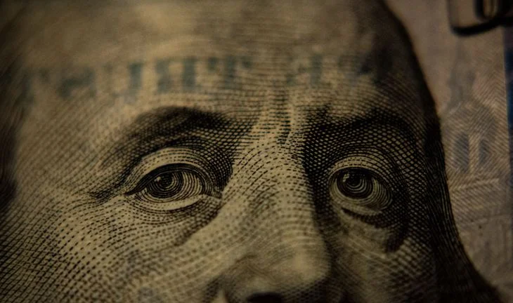 eyes on a dollar 